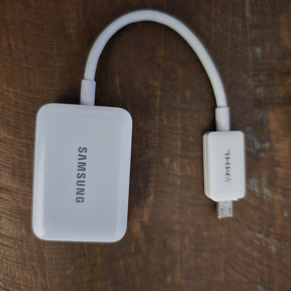 Samsung MHL to HDMI Adapter - Data Cable - Micro USB